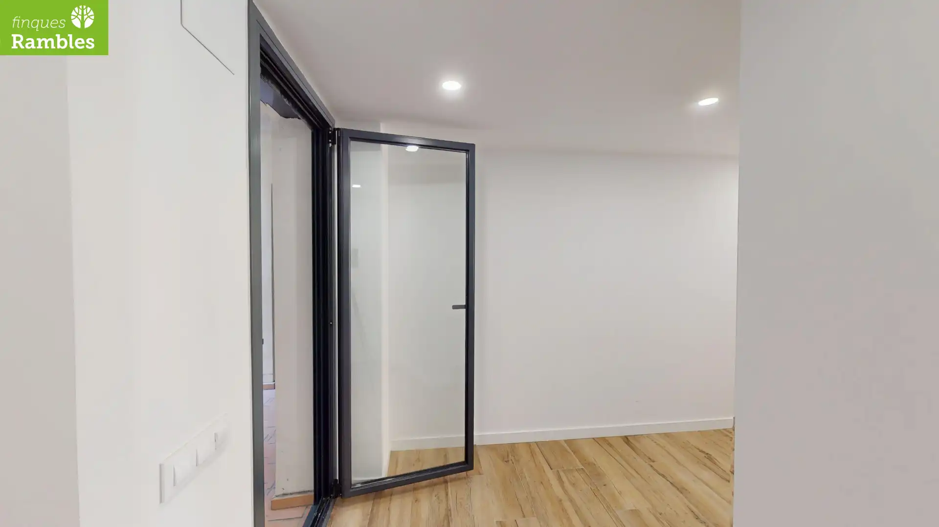 Neubau-Wohnung mit Terrasse zum Verkauf in Plaça del Rei 16, imagen 7