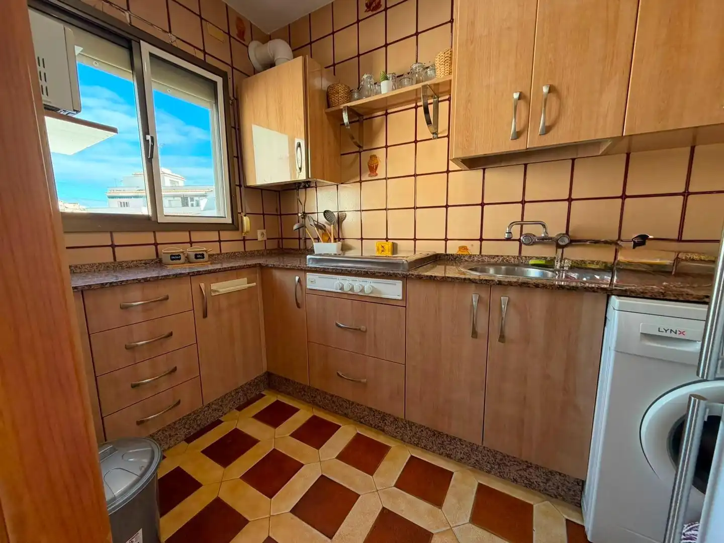 Kitchen of Flat for sale in Chipiona  with Terrace, Storage room and Furnished