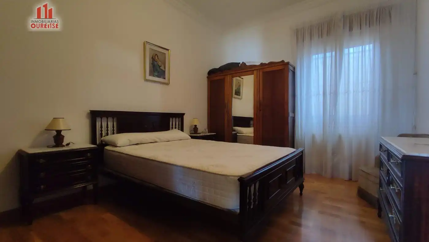 Habitación de Casa o chalet en venta en Ourense Capital  con Calefacción