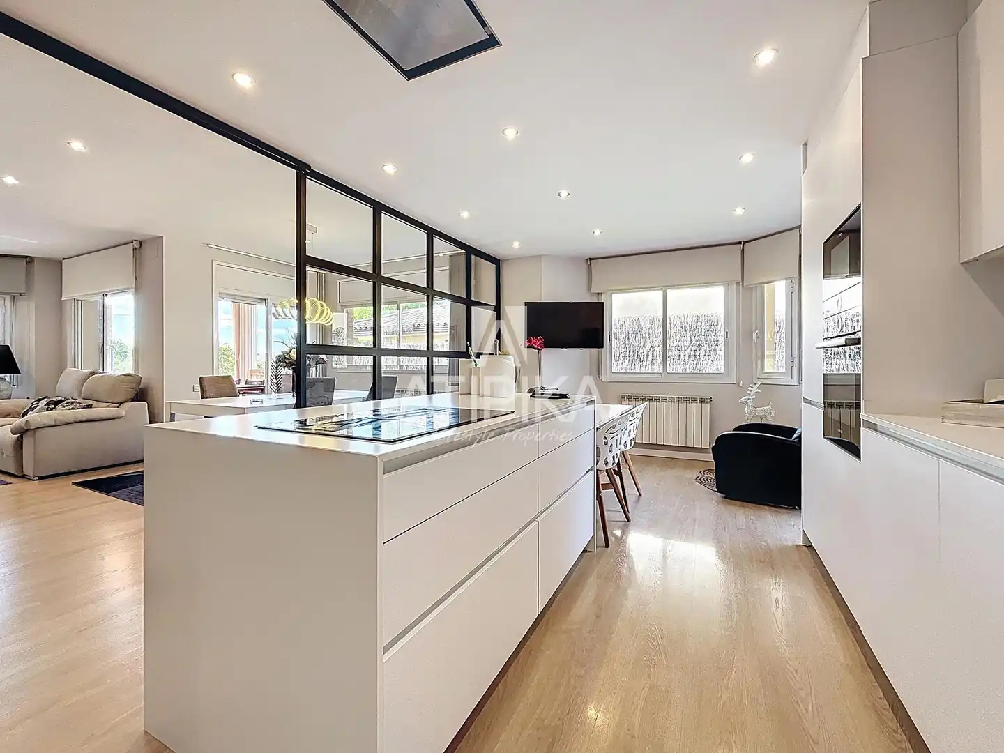Cocina de Casa o chalet en venta en Sant Pere de Ribes con Aire acondicionado, Calefacción y Parquet