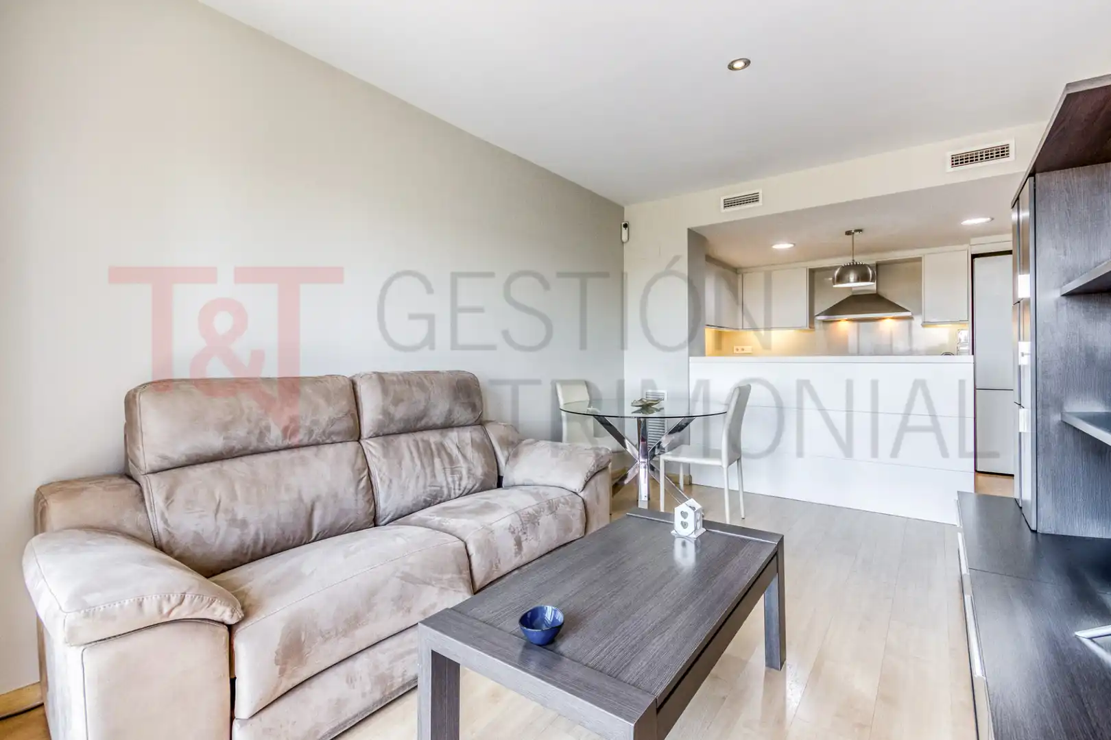 Living room of Flat for sale in Sabadell  with Air Conditioner, Heating and Terrace
