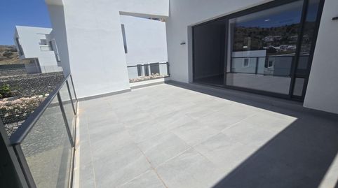 EXCLUSIVA VILLA ADOSADA DE OBRA NUEVA CON VISTAS AL MAR, imatge 5