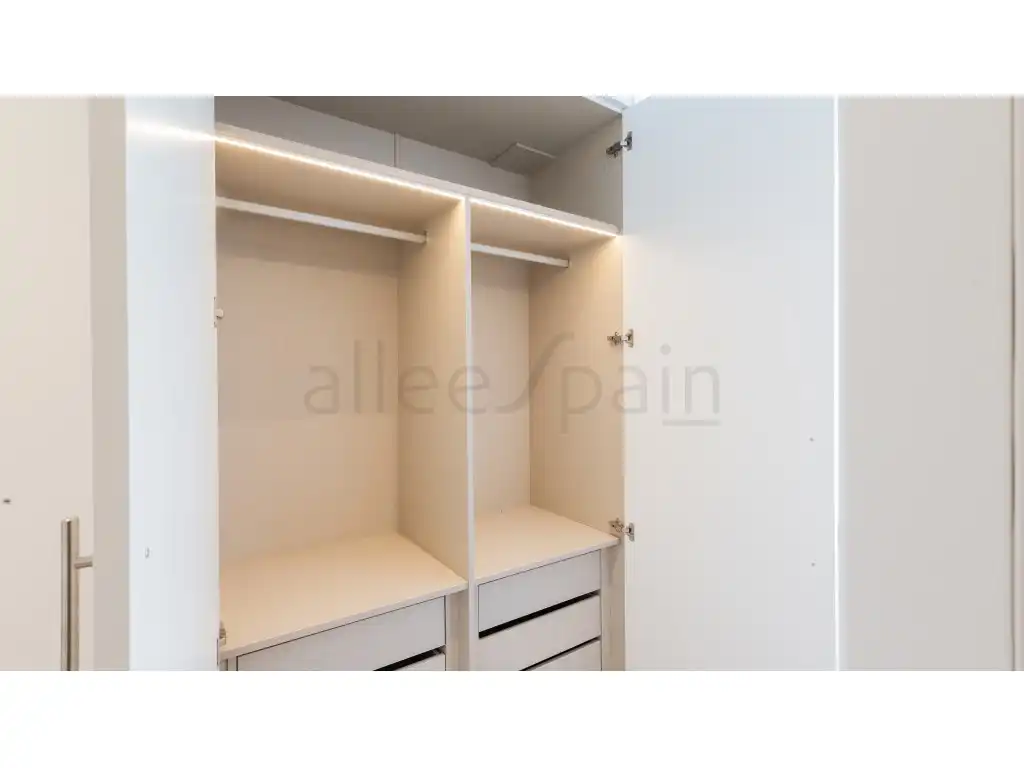 Dormitori de Casa o xalet en venda en Benalmádena amb Aire condicionat, Piscina i Piscina comunitària