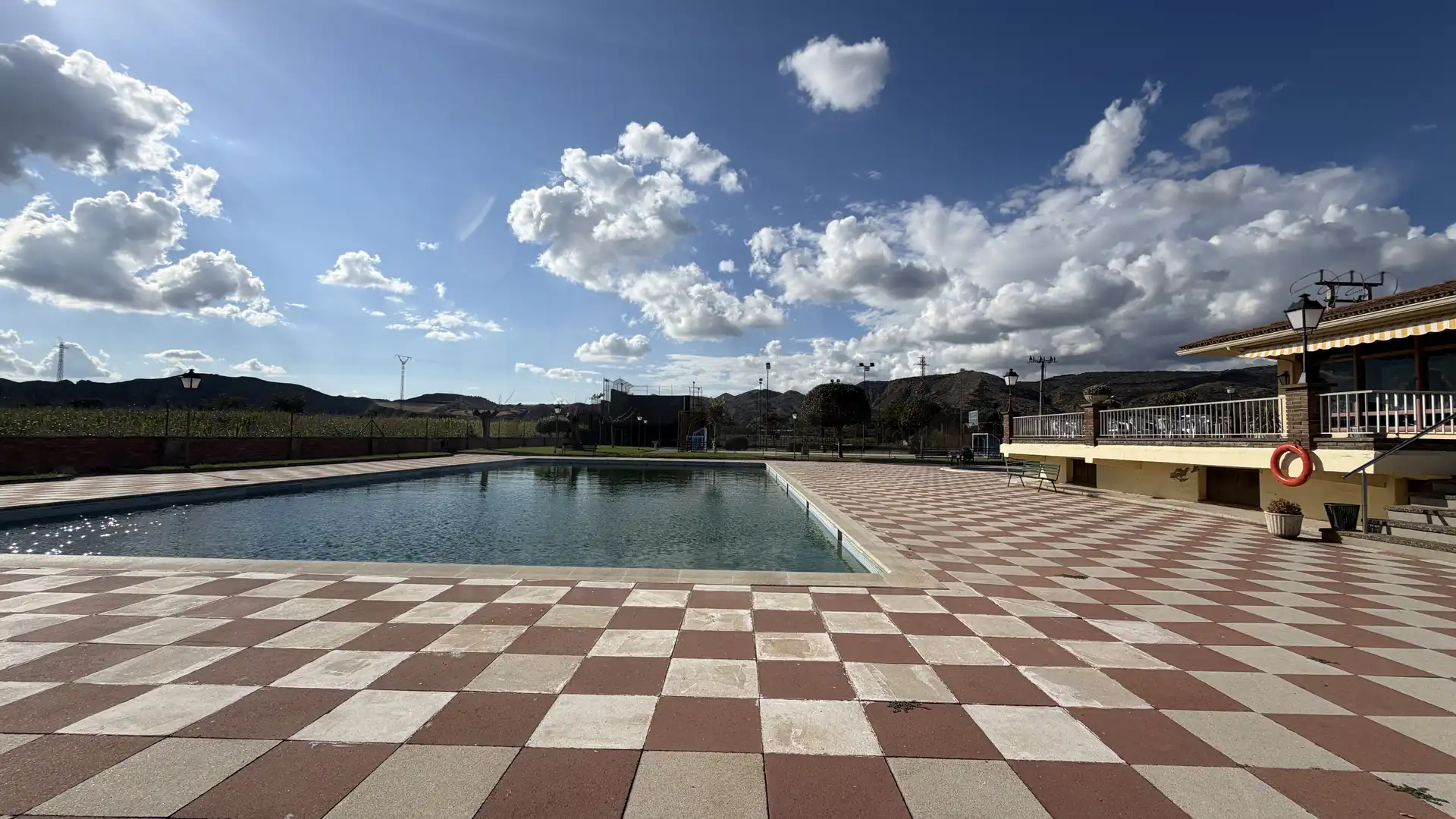Casa amb piscina en venda a Ur Club Segre Gerb, imagen 2
