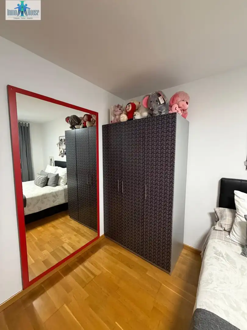 Habitación de Casa adosada en venta en Albacete con Aire acondicionado, Calefacción y Trastero