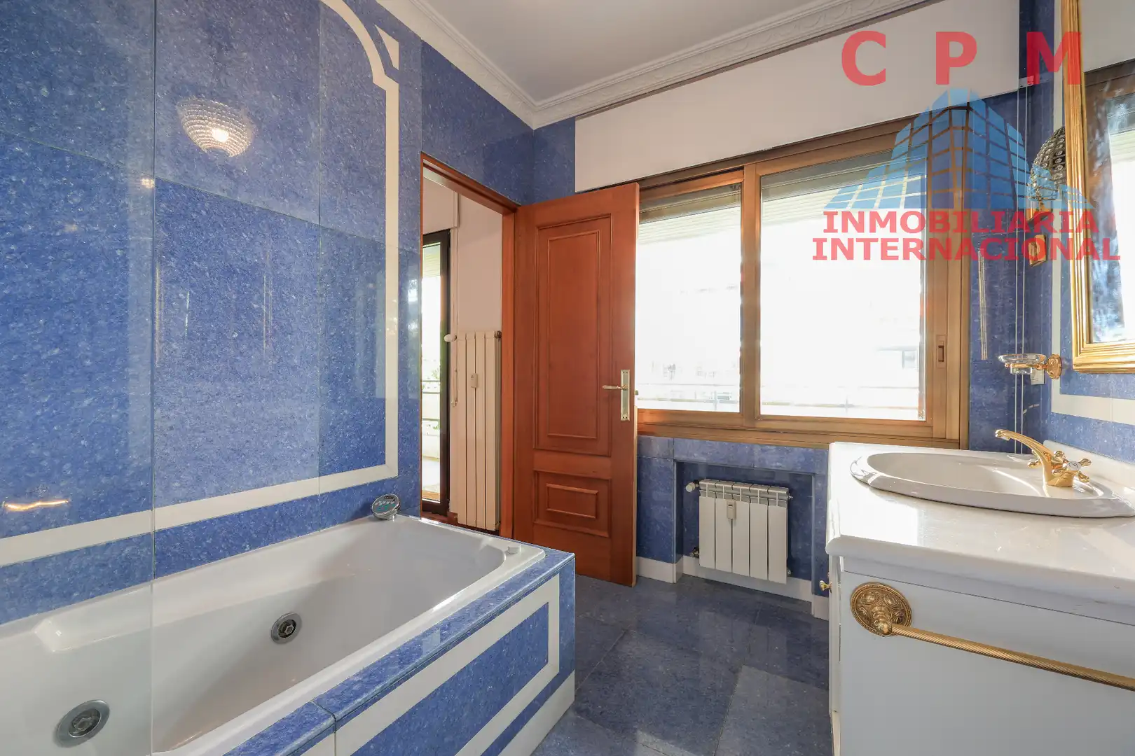 Badezimmer von Wohnung zur Miete in Madrid mit Klimaanlage, Heizung und Parkett