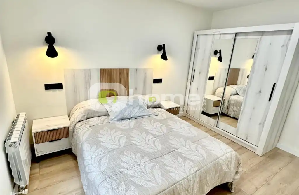 Bedroom of Flat for sale in Zamora Capital   with Heating, Terrace and Furnished