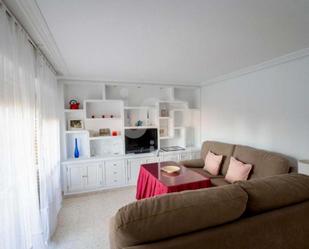 Living room of Flat to rent in  Sevilla Capital  with Heating