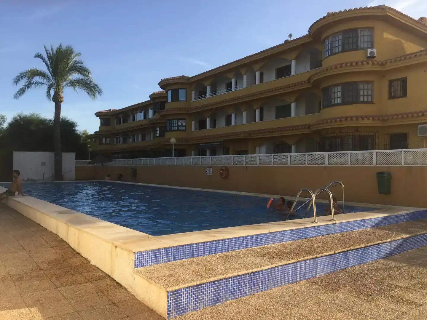 Piscina de Apartament en venda en Cartagena amb Aire condicionat, Piscina i Moblat