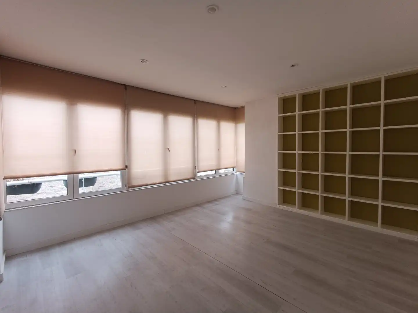 Flat for rent in Carrer Pau Casals, Finestrelles
