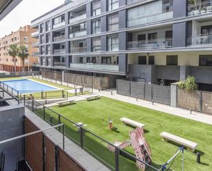 Swimming pool of Flat for sale in Sagunto / Sagunt  with Air Conditioner, Heating and Private garden
