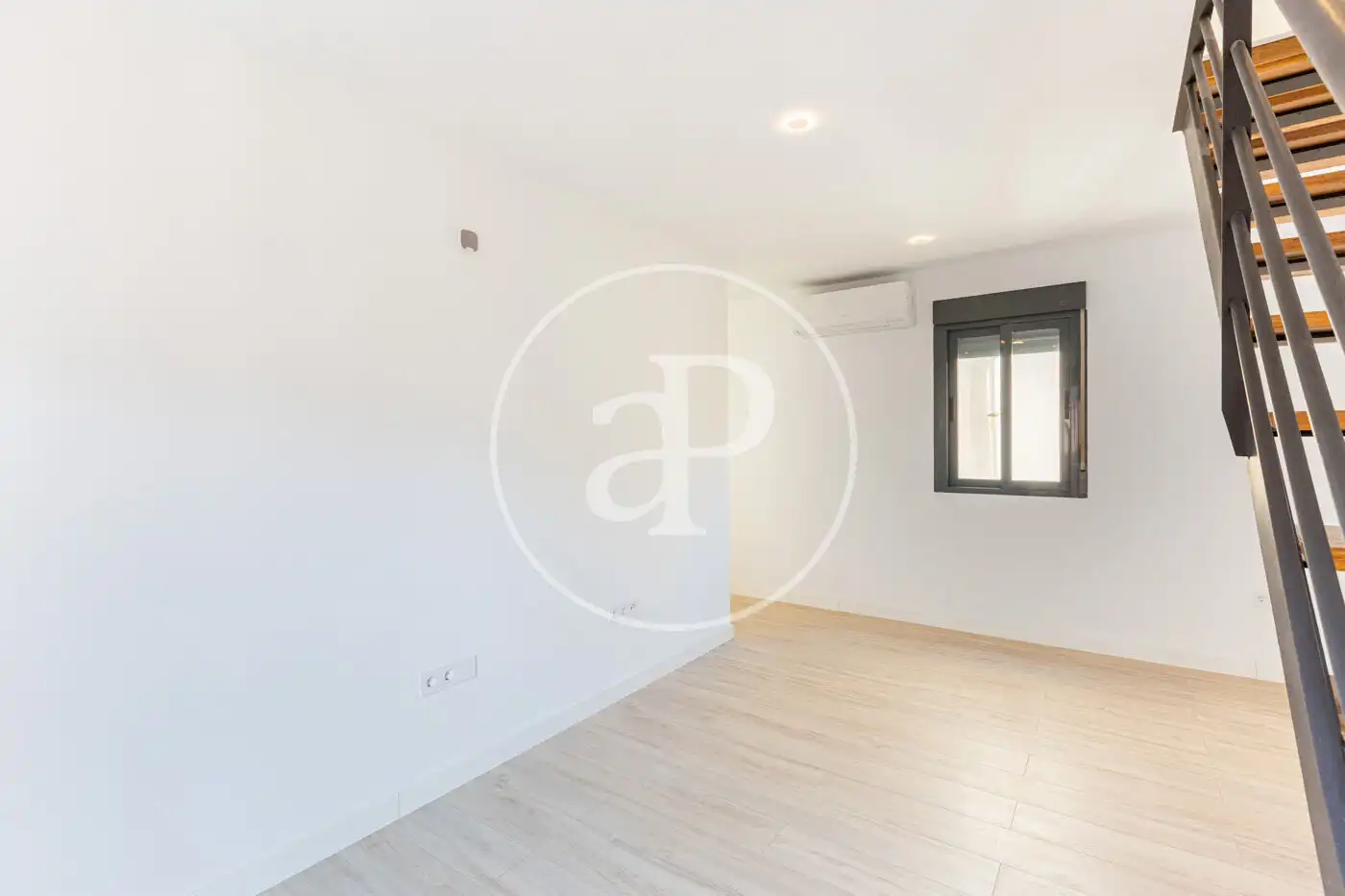 Wohnung zum Verkauf in Madrid mit Klimaanlage und Heizung