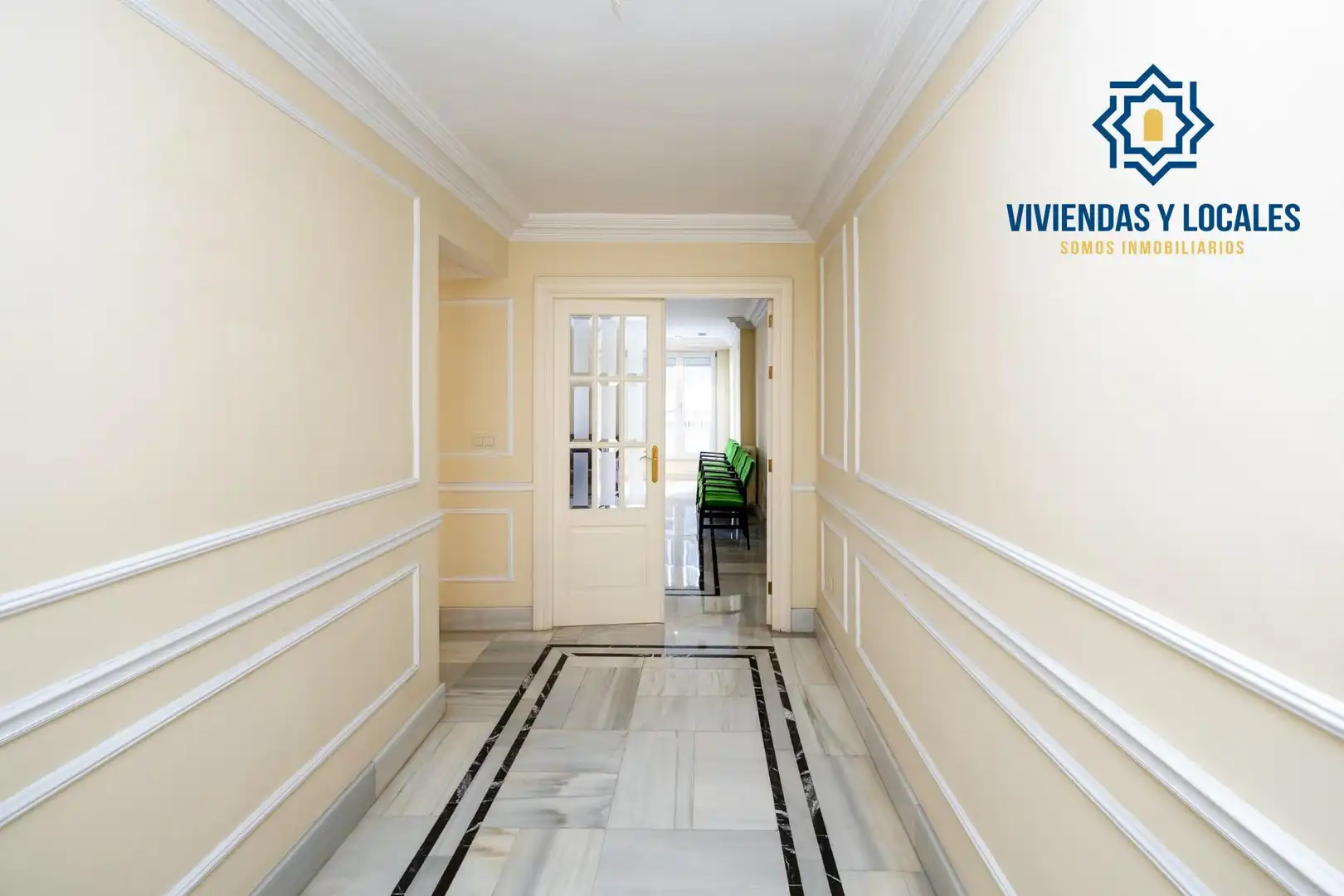 Flat for sale in Granada