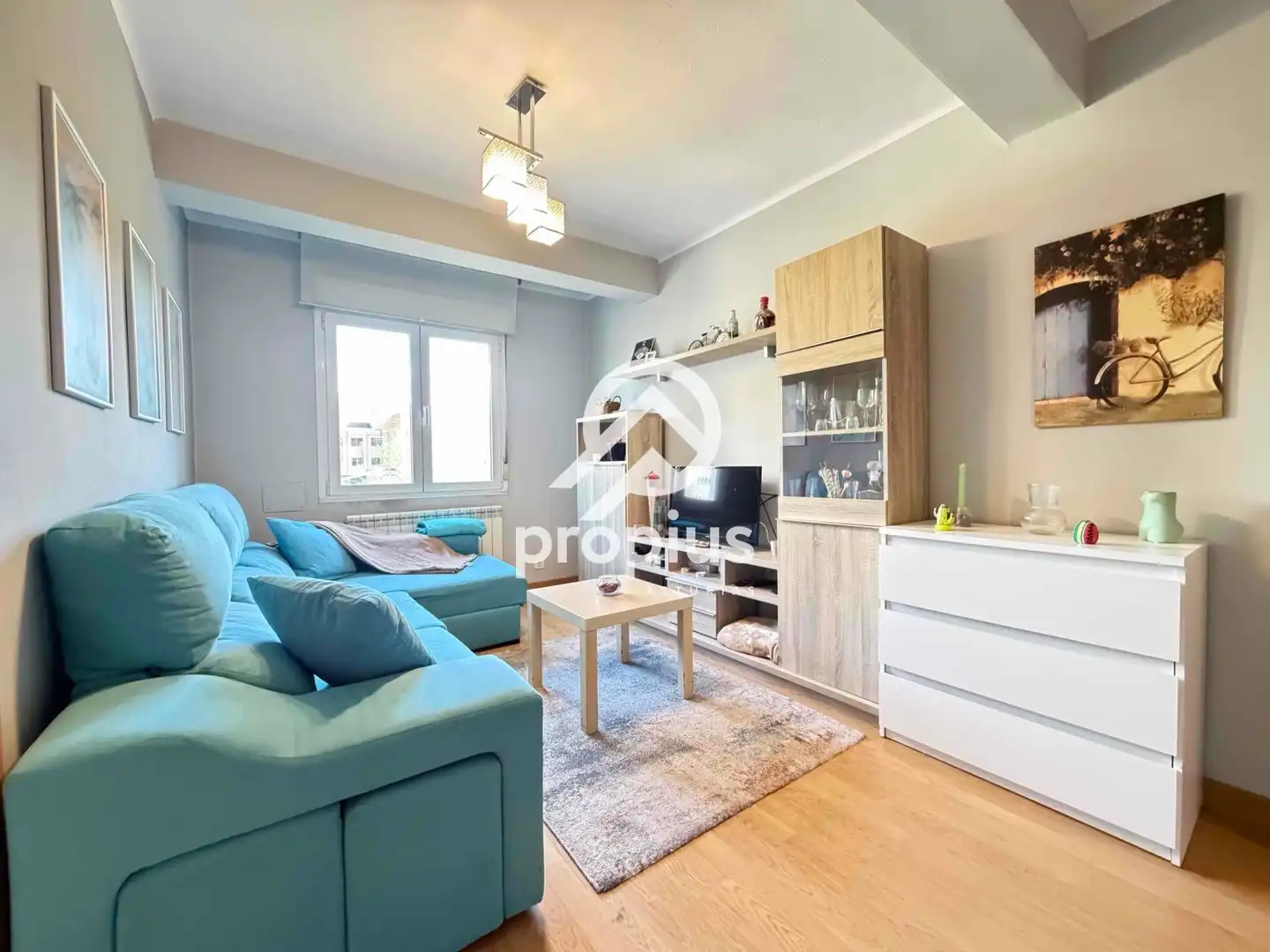 Wohnzimmer von Wohnung zum Verkauf in Oviedo  mit Heizung, Abstellraum und Möbliert