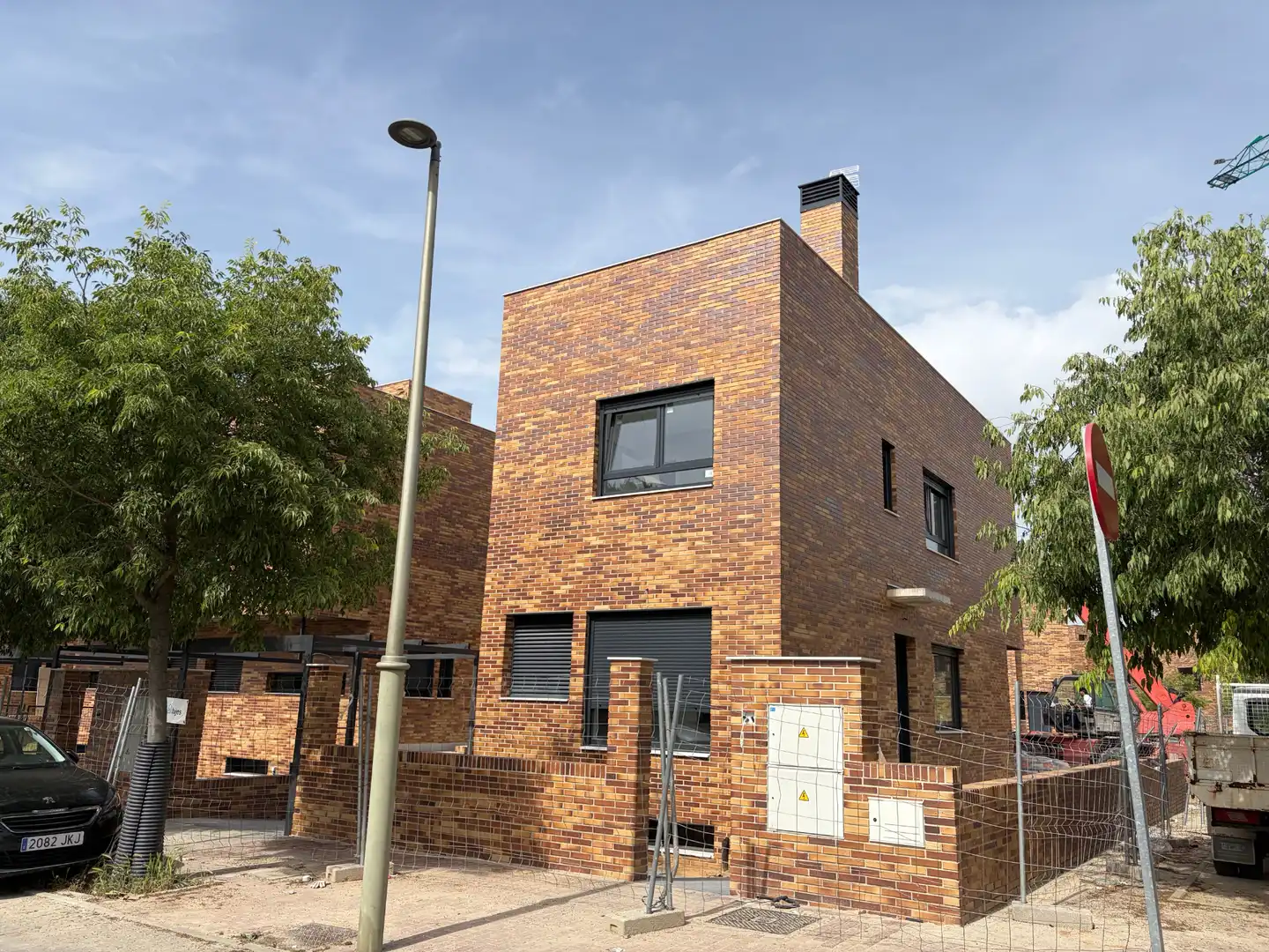 Vista exterior de Casa o chalet en venta en Móstoles con Aire acondicionado, Calefacción y Jardín privado