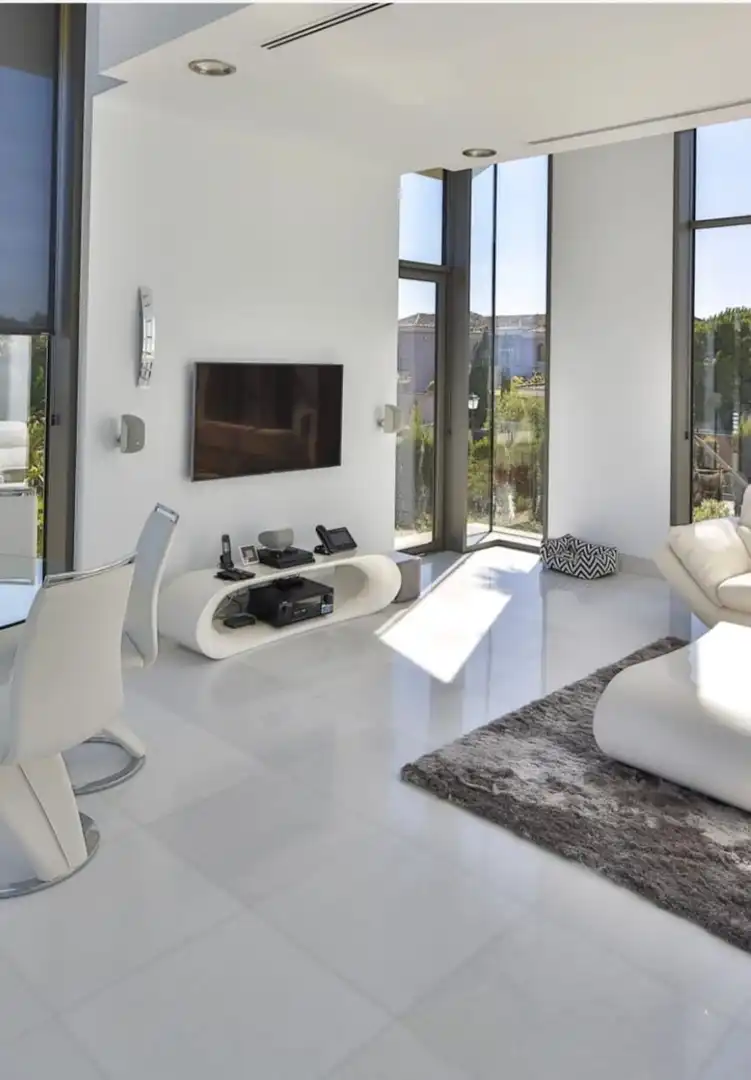 Living room of Houses for sale in Sotogrande  with Air Conditioner, Heating and Private garden