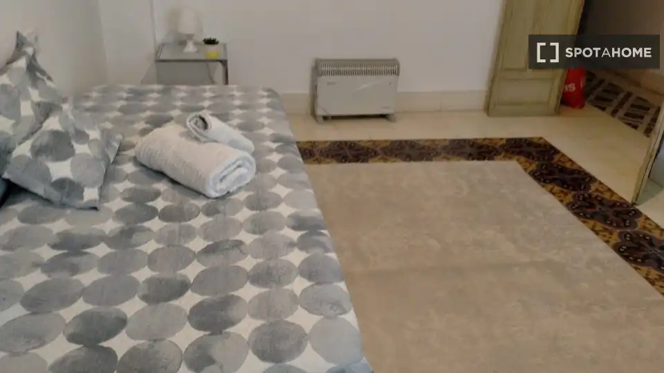 Habitación de Piso para compartir en Córdoba con Aire acondicionado, Calefacción y Terraza