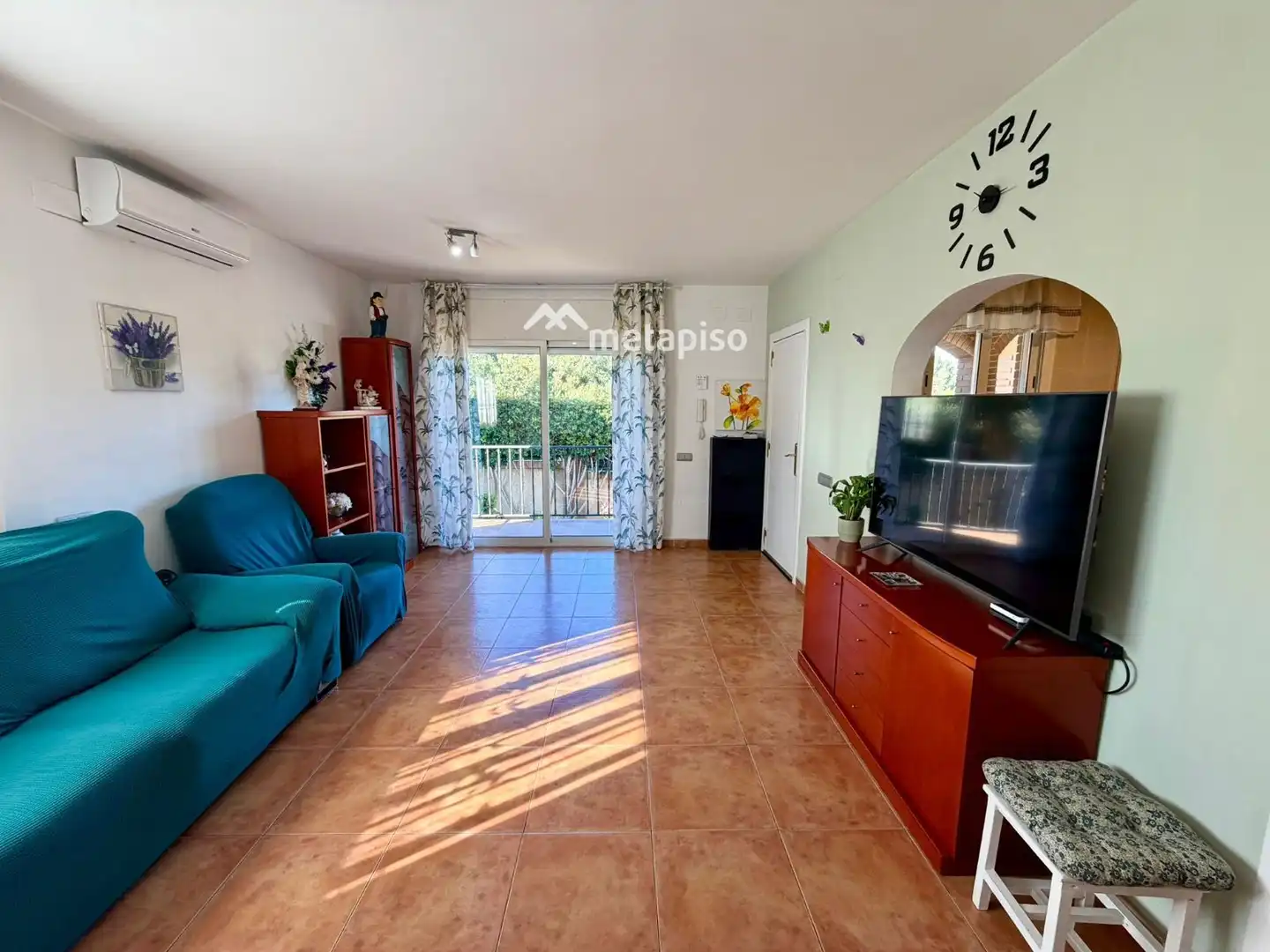 Sala d'estar de Casa o xalet en venda en El Vendrell amb Aire condicionat, Calefacció i Piscina