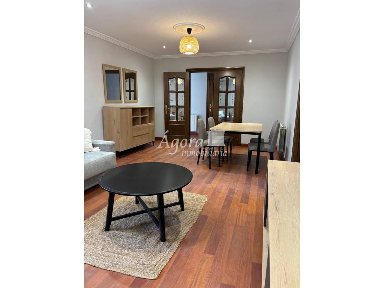 Sala de estar de Piso de alquiler en Valladolid Capital con Calefacción, Parquet y Amueblado