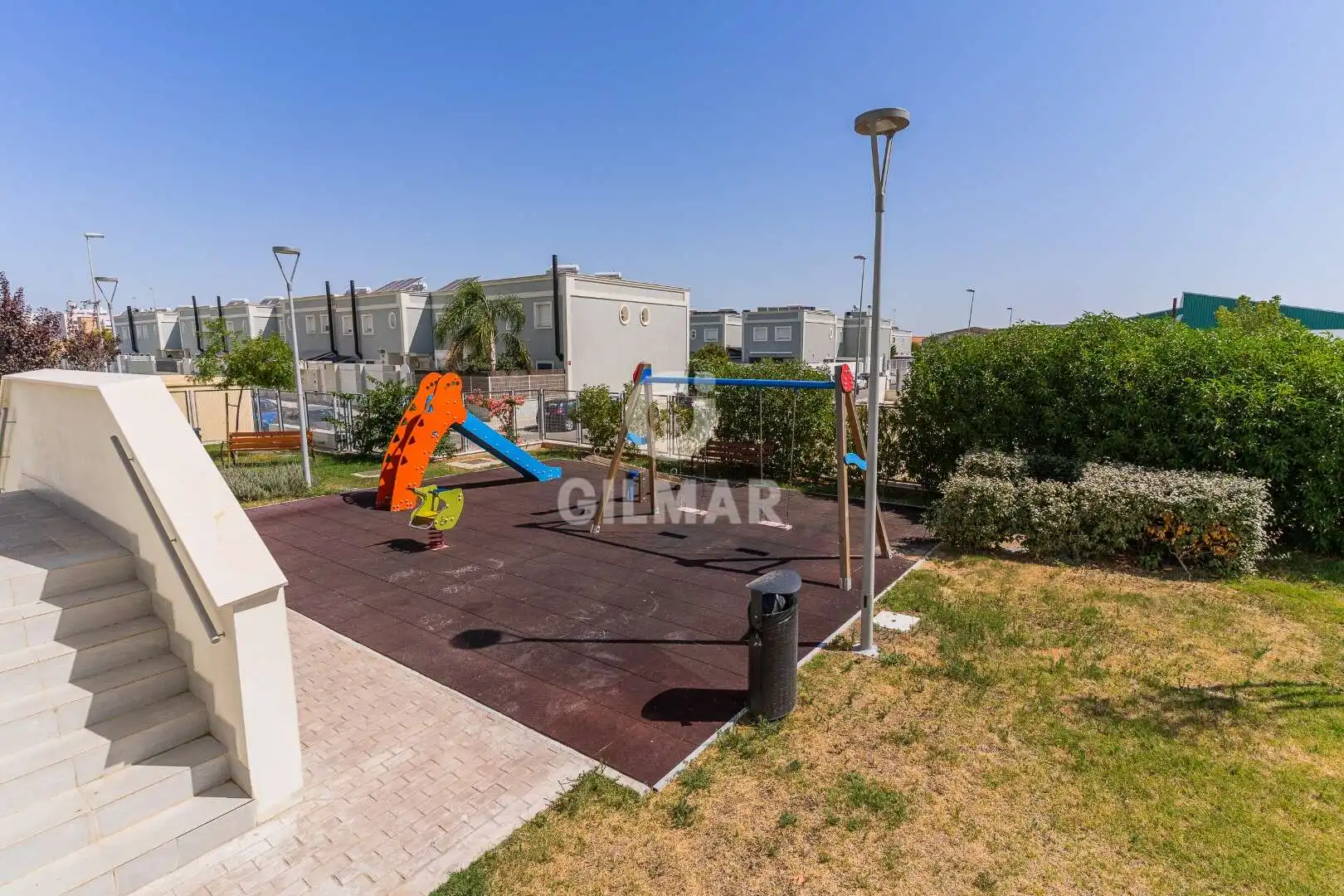 Aparcament de Pis en venda en Jerez de la Frontera amb Calefacció, Jardí privat i Piscina