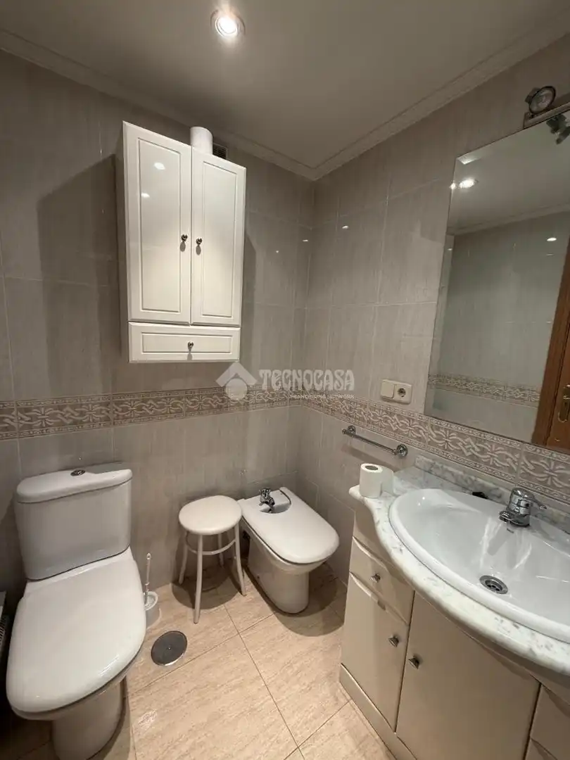 Baño de Piso en venta en Madrid con Aire acondicionado, Calefacción y Terraza