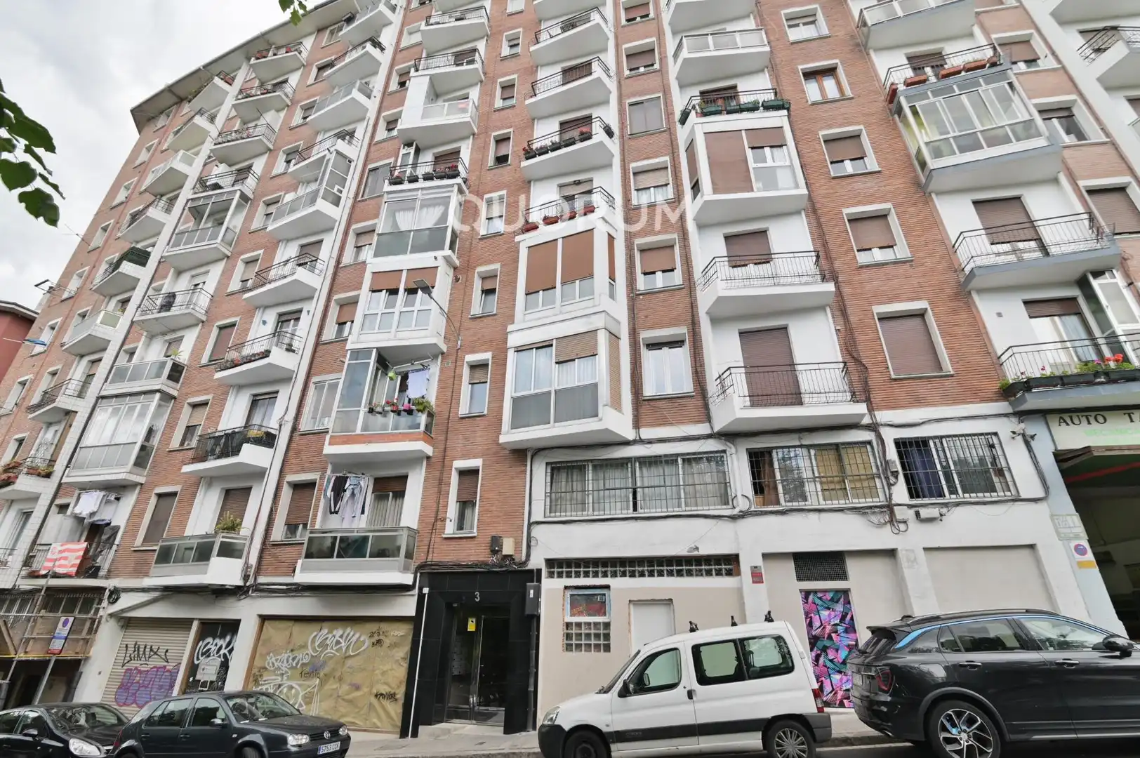 Außenansicht von Wohnung zum Verkauf in Bilbao  mit Heizung
