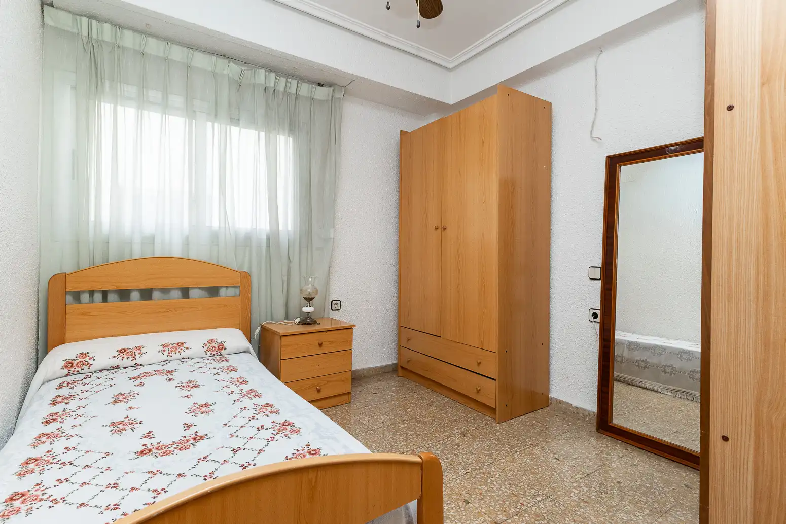 Dormitori de Pis en venda en Alaquàs amb Aire condicionat