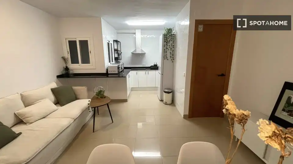 Cocina de Piso para compartir en Cerdanyola del Vallès con Aire acondicionado, Calefacción y Terraza