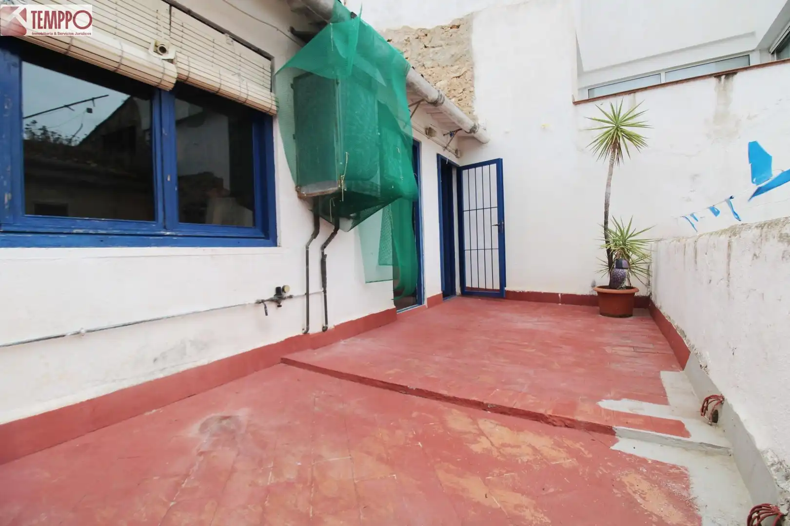 Casa adosada en venta en Carrer MURALLA, Centre
