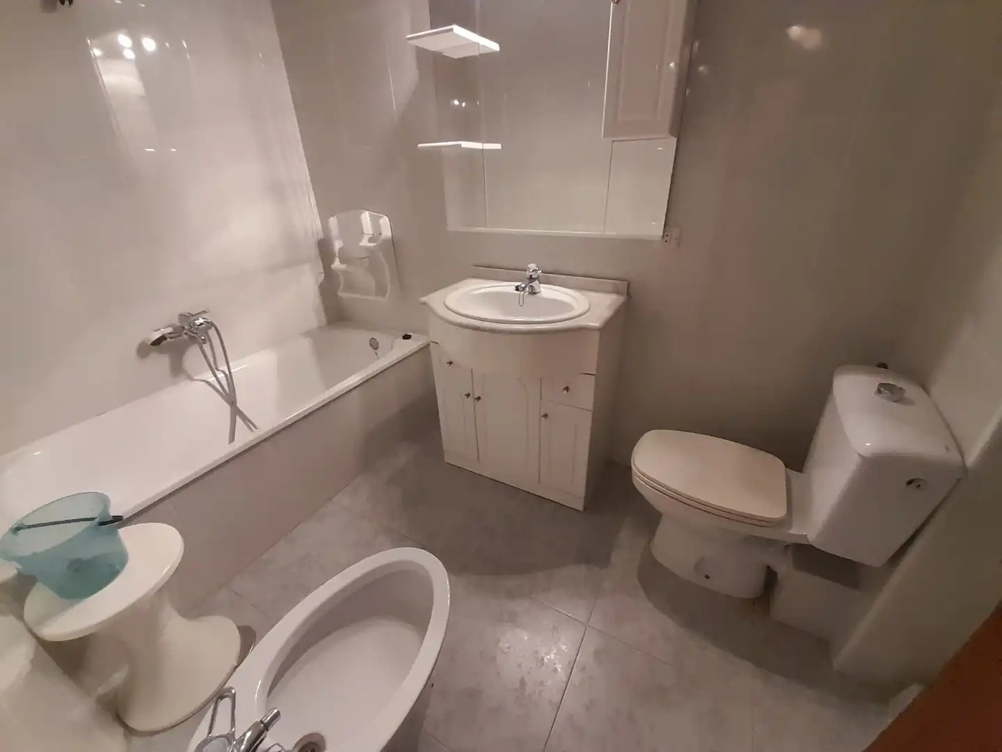 Baño de Piso en venta en Puertollano con Aire acondicionado, Calefacción y Terraza