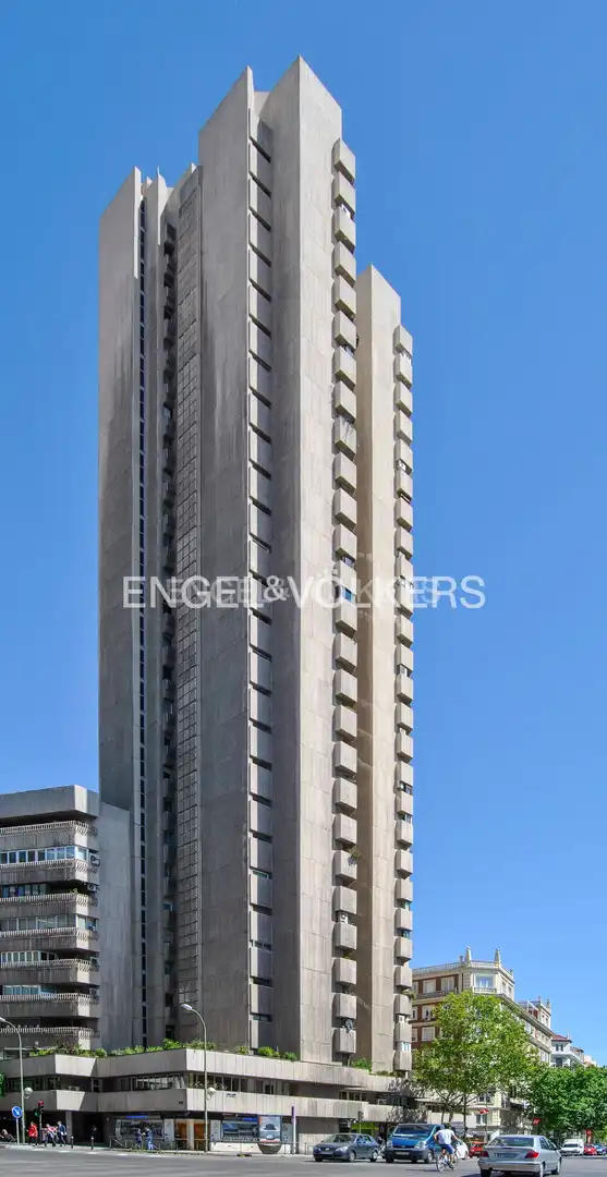 Exterior view of Flat for sale in Madrid  with Air Conditioner and Heating
