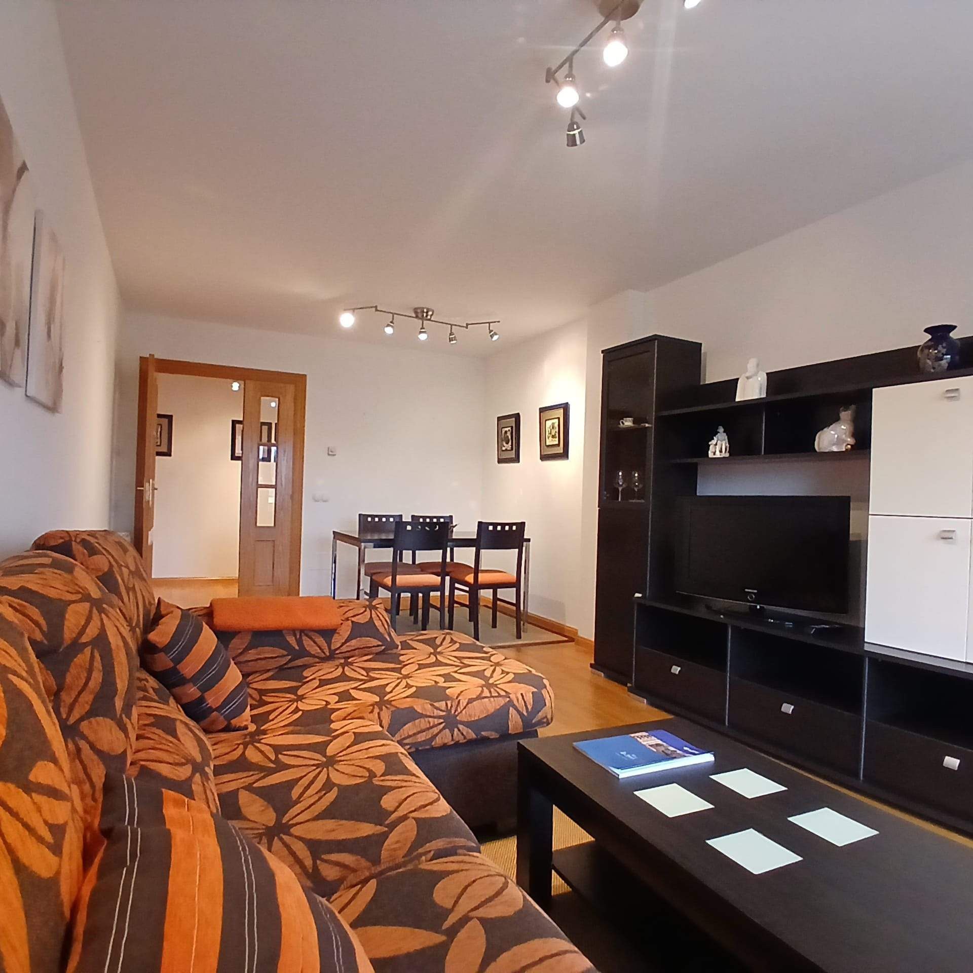 Flat for sale in Calle JOSE G BORJA TIO CAQUICHU, 2, El Soto