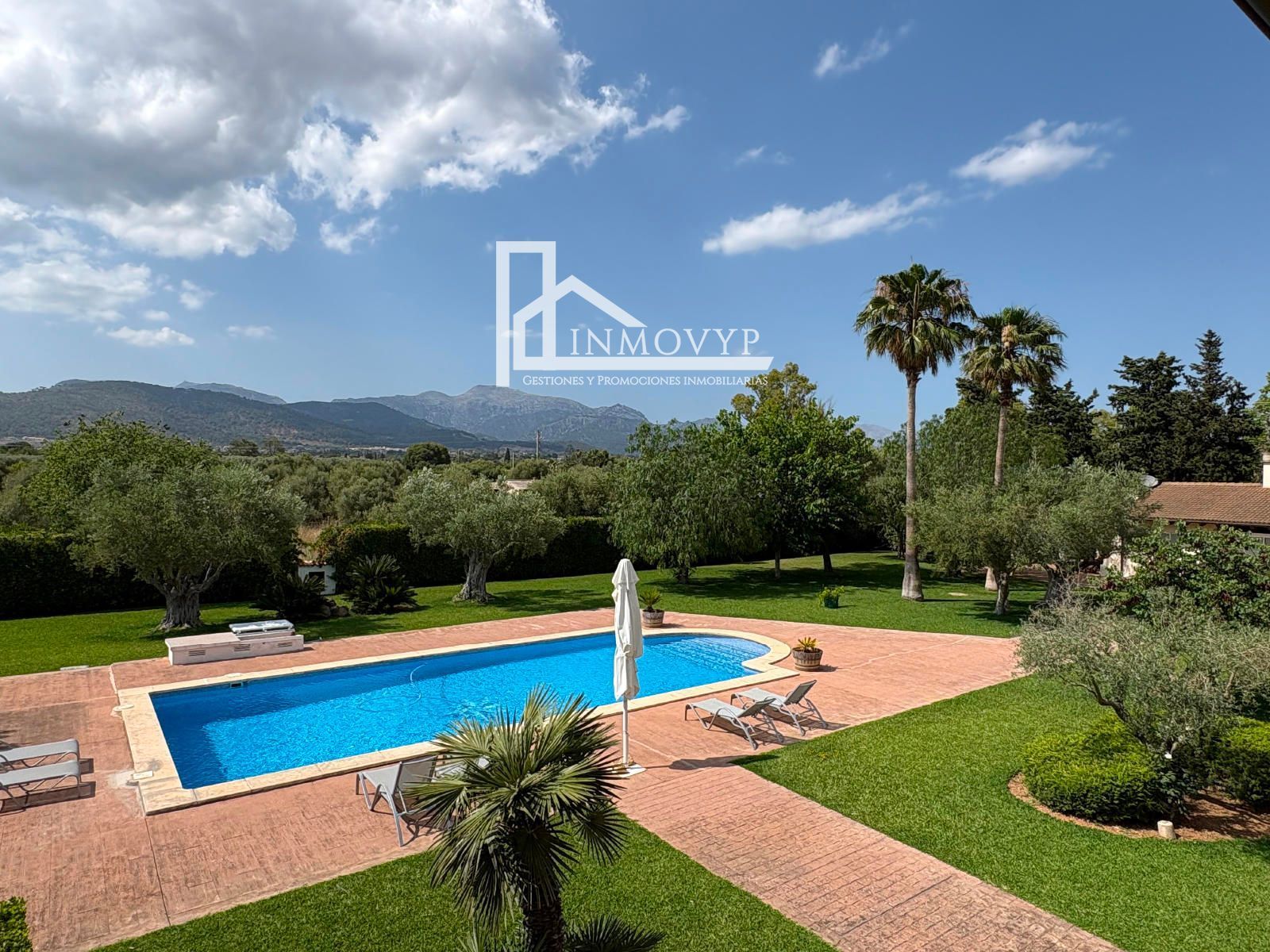 Garden of Country house for sale in Inca  with Air Conditioner, Heating and Private garden