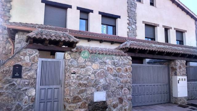 Casa-chalet en Venta en Espirdo