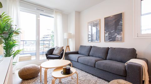 Foto 2 de Piso en venta en Calle Islas Caimán, 3, El Olivar, Alcalá de Henares