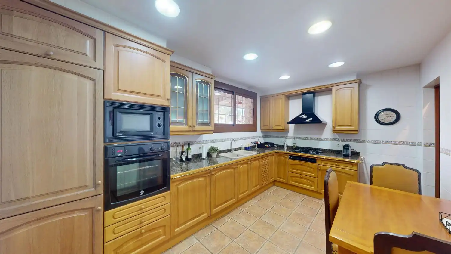 Cocina de Casa o chalet en venta en La Granada con Aire acondicionado, Calefacción y Terraza