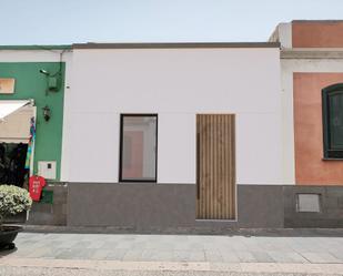 Vista exterior de Casa o xalet en venda en Candelaria amb Terrassa
