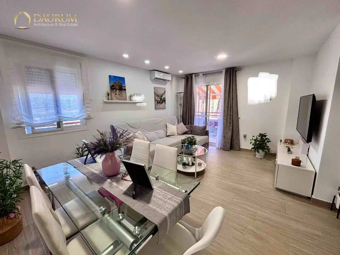 Wohnzimmer von Dachboden zum Verkauf in Málaga mit Klimaanlage, Terrasse und Abstellraum