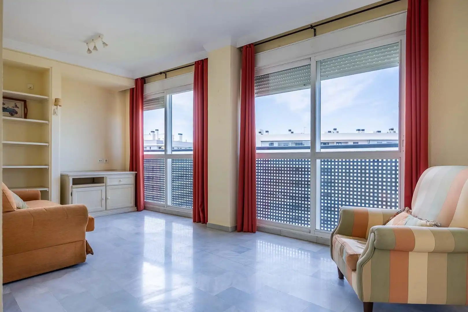 Sala de estar de Piso en venta en Sevilla con Aire acondicionado, Amueblado y Balcón
