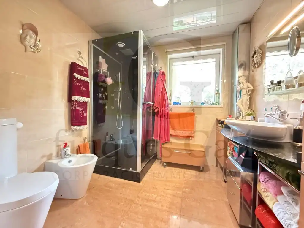 Bathroom of Houses for sale in El Pont de Vilomara i Rocafort  with Air Conditioner, Private garden and Terrace