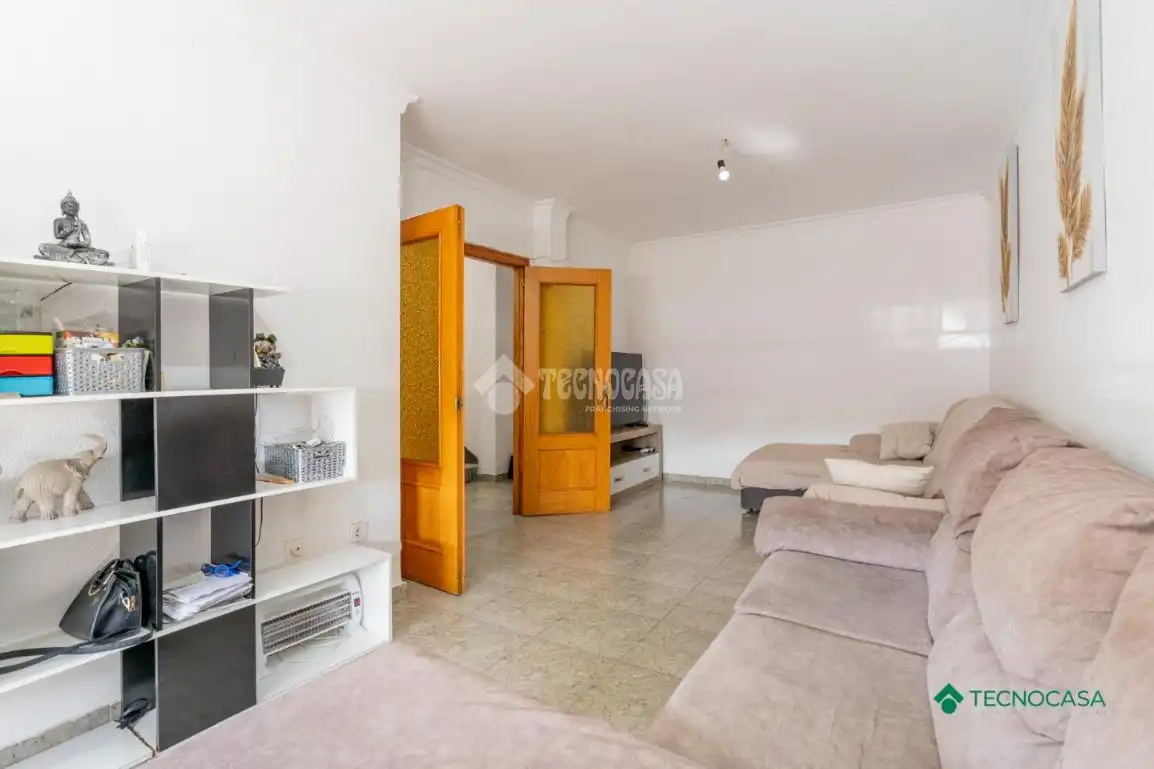 Casa aparellada en venda a La Gangosa, imagen 6