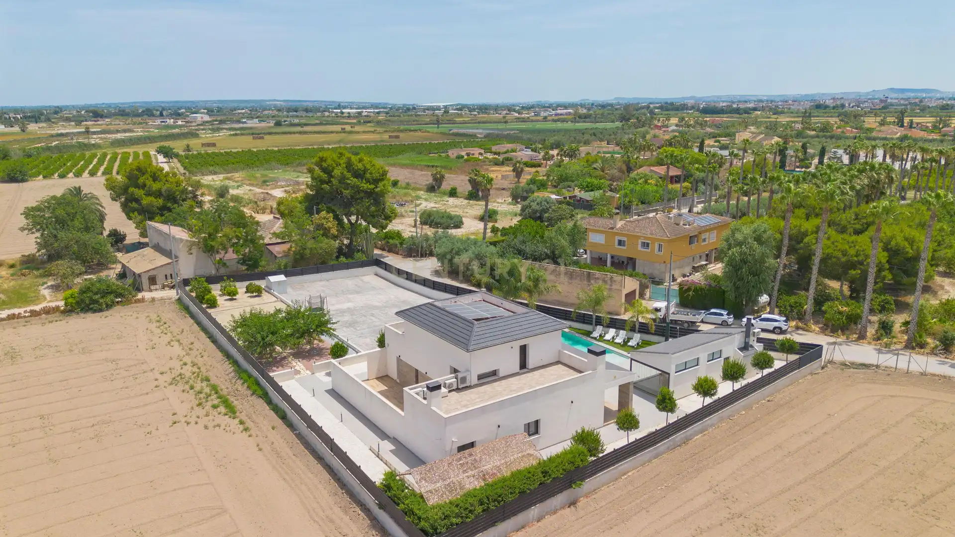 Casa o xalet en venda en Catral amb Aire condicionat, Jardí privat i Piscina