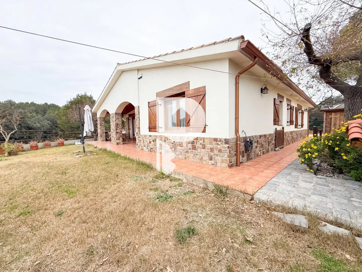 Exterior view of Houses for sale in Rubí  with Private garden, Terrace and Balcony