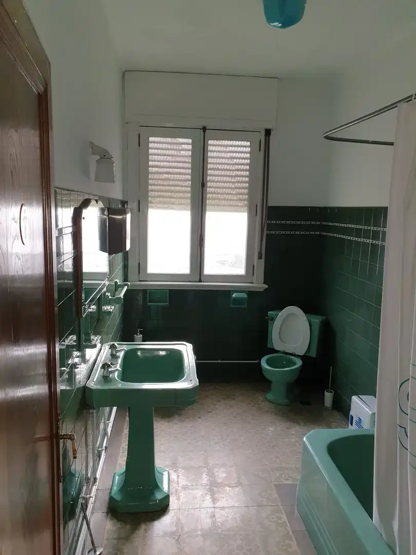 Baño de Casa o chalet de alquiler en Vigo  con Alarma