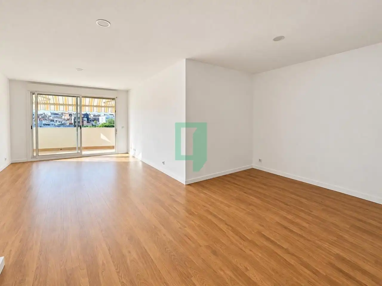 Flat with terrace for sale in Montigalà - Sant Crist, imagen 2
