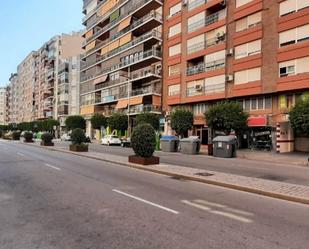 Vista exterior de Oficina de lloguer en Alzira amb Aire condicionat i Moblat