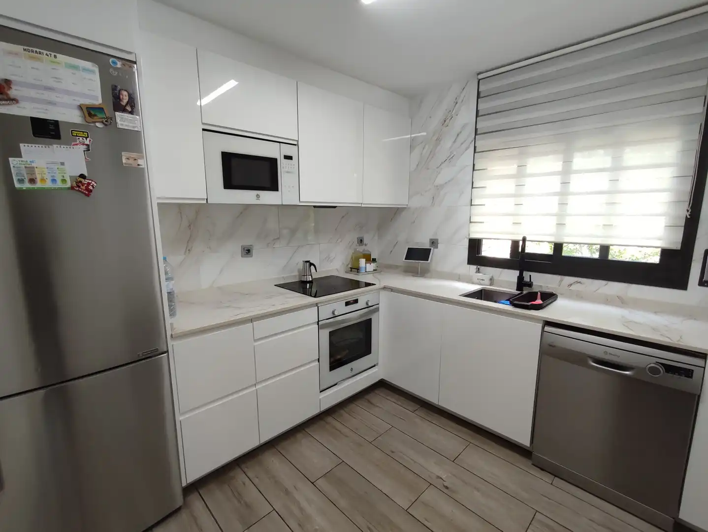 Cocina de Casa adosada en venta en Mollet del Vallès con Aire acondicionado, Calefacción y Trastero