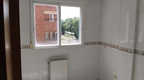 Foto 3 de Piso en venta en Calle las Rebolledas, 1, Fuentecillas - S7 - S8, Burgos Capital