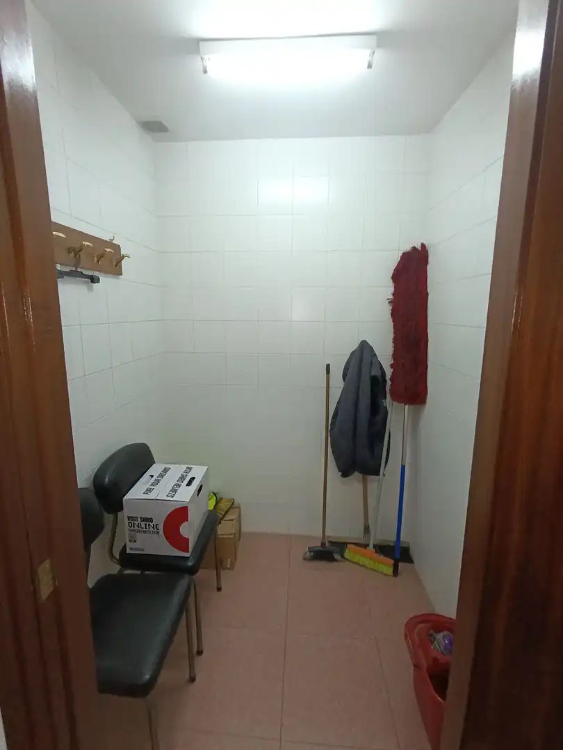 Local comercial en venta en Linarejos, imagen 5