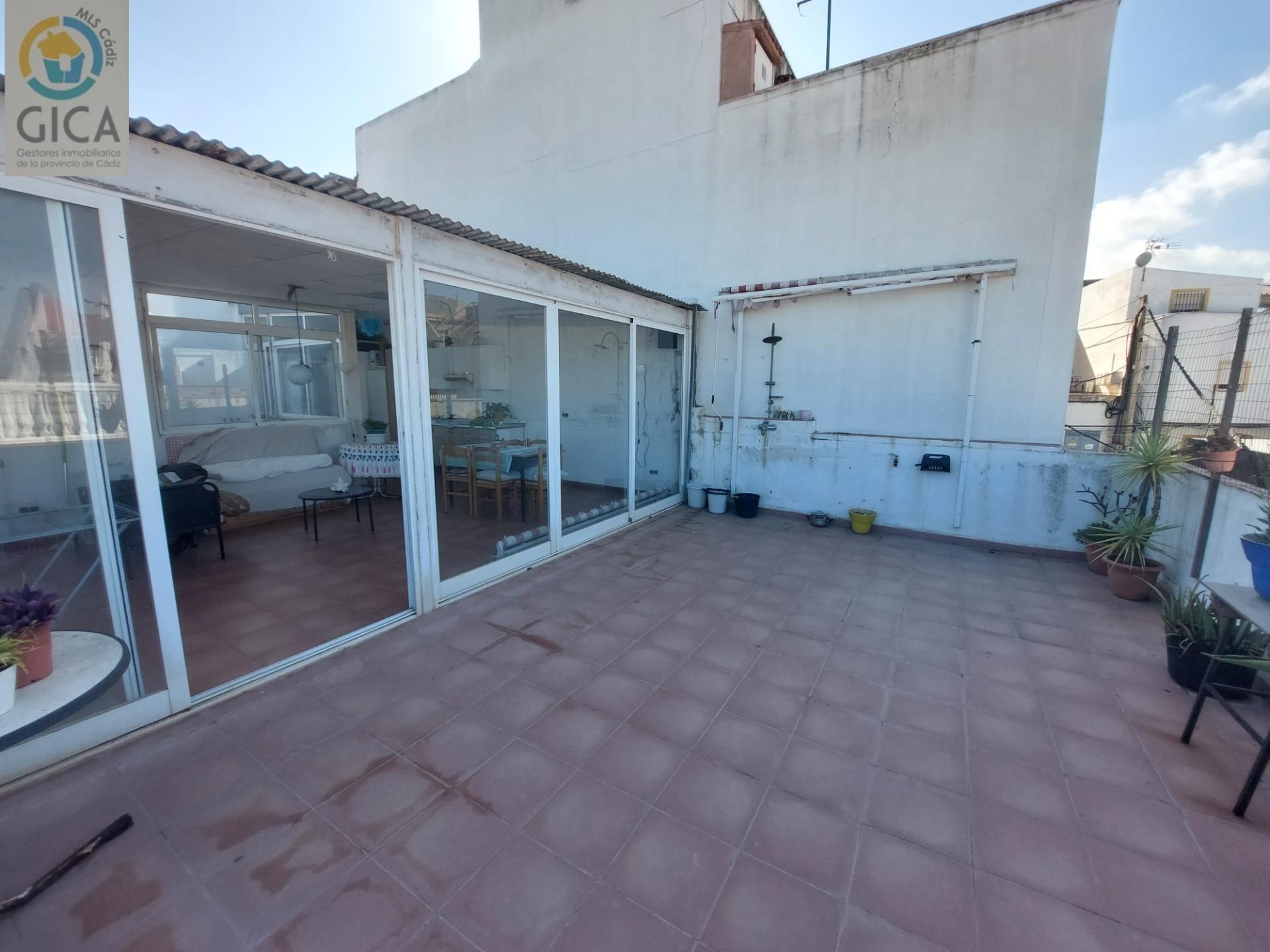 Terrace of House or chalet for sale in Algeciras  with Air Conditioner, Terrace and Balcony